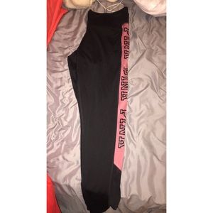 VICTORIA SECRET PINK LEGGINGS